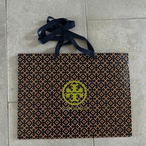 tory burch shopping bag
